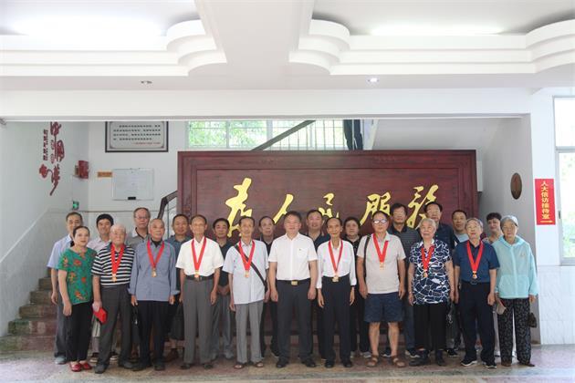 b4b1331922f14e2caf672e6a61306d4b.jpg